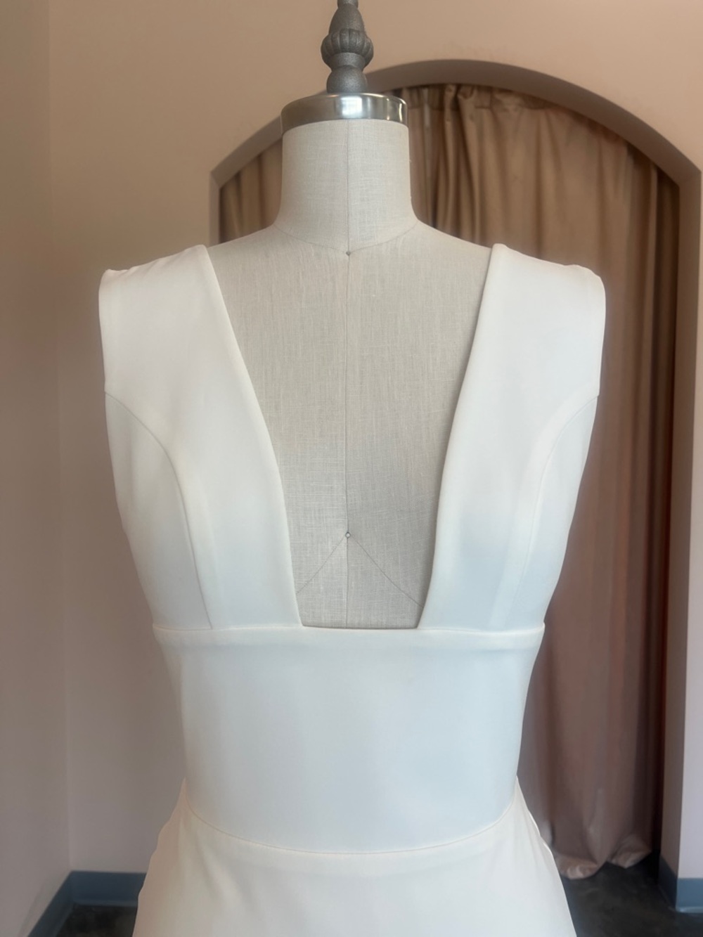 Sarah Seven ‘Capri’ Gown - Picture 3 of 6
